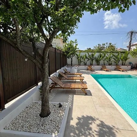 Villa Elisa *